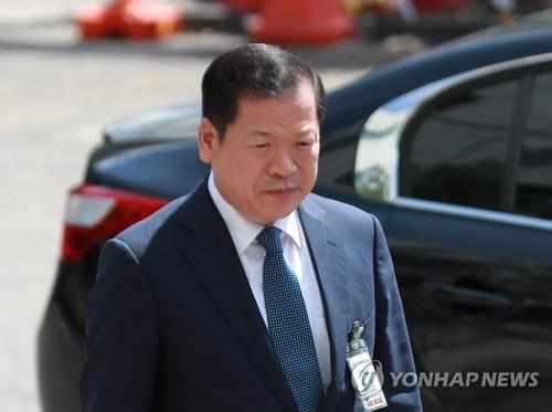 Maj. Gen. So Gang-won arrives at a general military court in Seoul on Sept. 5, 2018. (Yonhap)