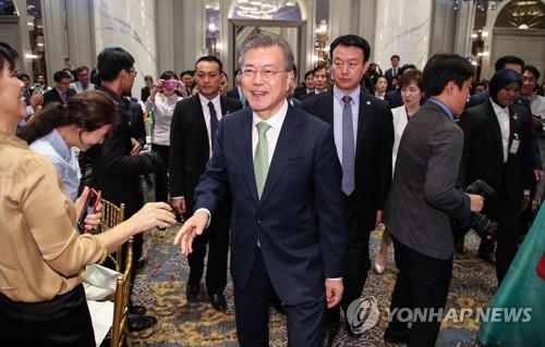 Moon urges increased cooperation with Malaysia, efforts to ensure joint growth