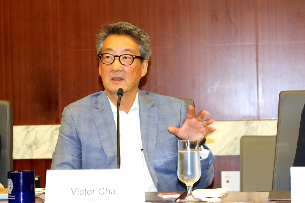 Victor Cha, Korea chair at the Center for Strategic and International Studies, speaks to reporters at the think tank in Washington on Aug. 7, 2019. (Yonhap)