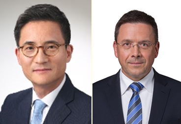 These photos provided by Hyundai Motor show the carmaker's President Lee Kwang-guk (L) and Sven Mirko Patuschka, who will take charge of the carmaker's operations and R&D functions in China, respectively, starting Nov. 1, 2019. (PHOTO NOT FOR SALE) (Yonhap)
