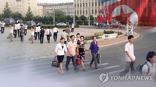 (LEAD) Average monthly wage of N. Korean defectors hits record high of 2 mln won