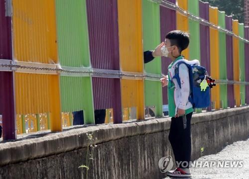 With 1.78 mln more pupils ready to return to school Wednesday, parental concerns remain unresolved