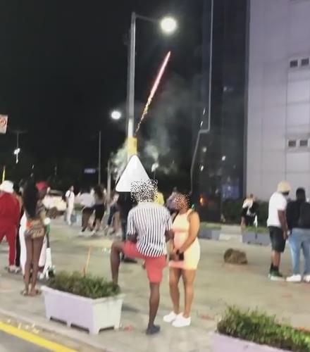 Foreigners set off firecrackers near Haeundae Beach in Busan on July 4, 2020, in this photo provided by a citizen. (PHOTO NOT FOR SALE) (Yonhap)