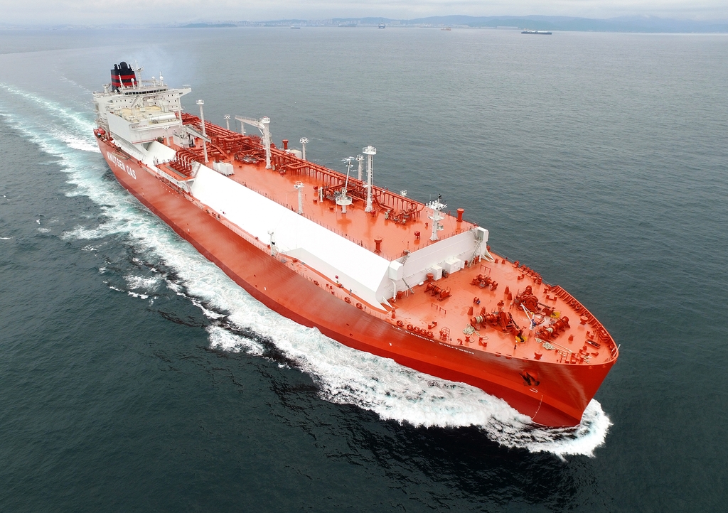 Korea Shipbuilding inks 425 bln won deal to build 2 LNG carriers
