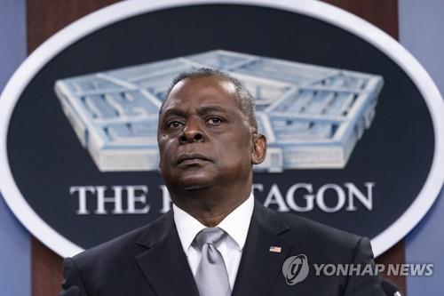 U.S. Defense Secretary Lloyd Austin addresses a press conference at the Pentagon on Feb. 19, 2021, in this photo released by the Associated Press. (Yonhap)