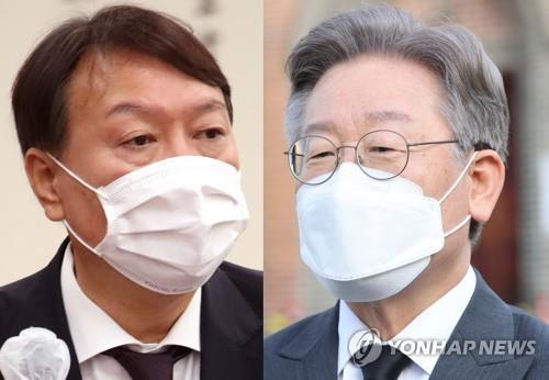 This composite file photo shows former Prosecutor General Yoon Seok-youl (L) and Gyeonggi Province Gov. Lee Jae-myung, two leading candidates for the next presidential election. (Yonhap)