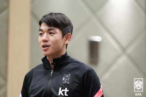 South Korean midfielder Kim Dae-won speaks in an interview with the Korea Football Association (KFA) at Hotel Cornelia Diamond Golf Resort & Spa Hotel in Antalya, Turkey, on Jan. 11, 2022, in this photo provided by the KFA. (PHOTO NOT FOR SALE) (Yonhap)