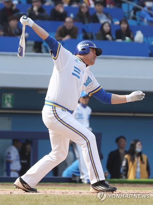 Quartet of left-handed legends named to KBO anniversary team