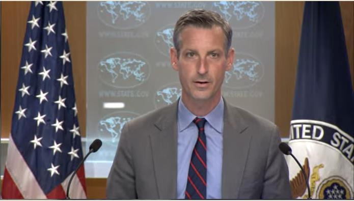 State Department Press Secretary Ned Price is seen speaking during a daily press briefing at the department in Washington on Jan. 5, 2023 in this captured image. (Yonhap)