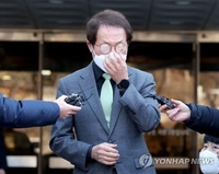 Seoul education chief convicted in hiring of fired teachers; seat at risk