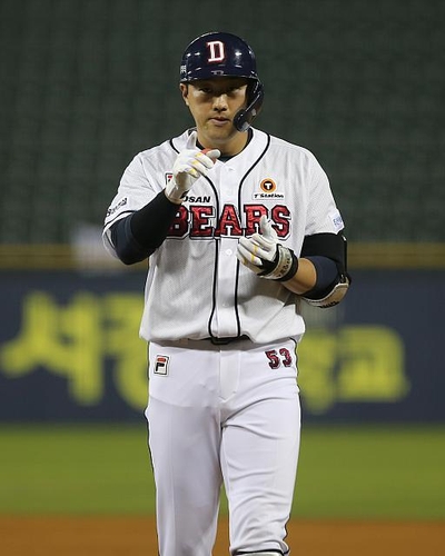 Yonhap Interview) KBO veteran leans on ex-big leaguer father for comfort,  advice