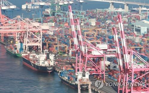 세계 경제 침체 속 한국 항만 출하량, 1분기 2.2% 감소