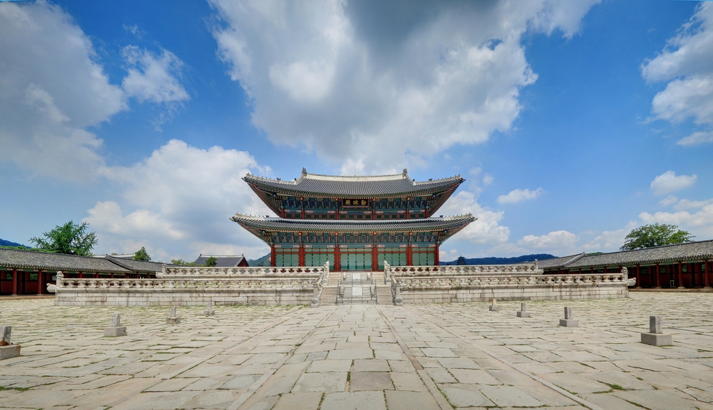 A photo of the royal Gyeongbok Palace of the Joseon Dynasty (1392-1910) in central Seoul provided by Gucci on April 28, 2023 (PHOTO NOT FOR SALE) (Yonhap)