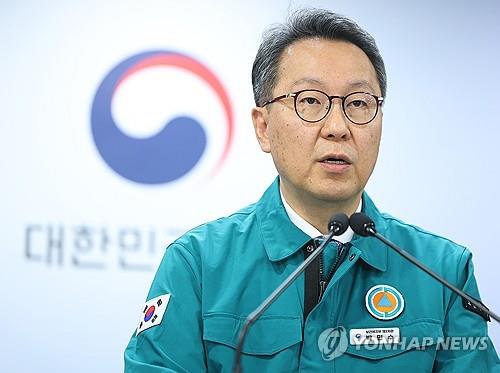 This file photo taken April 3, 2024, shows Second Vice Health Minister Park Min-soo speaking during a briefing in Seoul. (Yonhap)