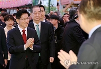Ex-PM Han proposes meeting with PPP presidential candidate Kim Monday
