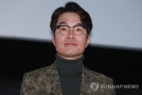 俳優ソン・ヨンギュ、Disney+の韓国オリジナルシリーズの記者会見に出席,