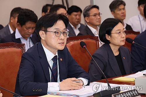 Industry minister delivers 'strong' regret over immigration crackdown