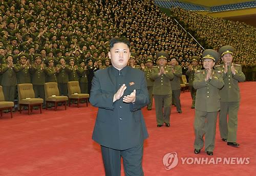 Kim Jong-un lors de la 2e conférence des officiers chargés de la sécurité de l'Armée populaire nord-coréenne (APC), en novembre 2013 (Photo d'archives Yonhap) 