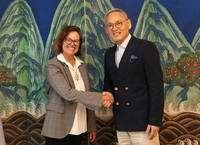 Le ministre de la Culture ouvre «Korea Season 2024» à Paris et rencontre Dominique Hervieu
