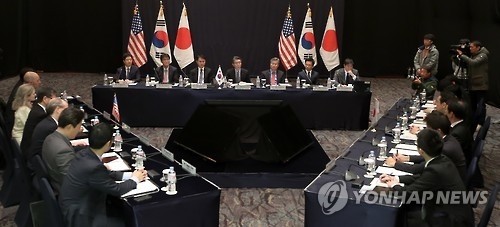 昨年１２月にソウルで開かれた韓米日６カ国協議首席代表会合の様子＝（聯合ニュース）
