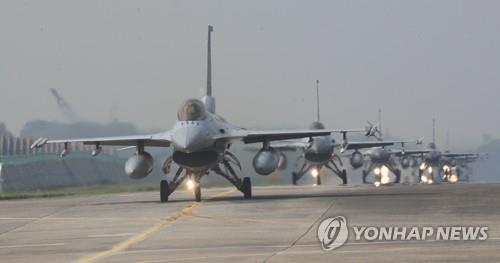 韓国空軍きょうから単独訓練　韓米合同演習の中止を補う