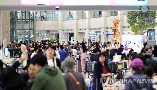 昨年韓国を訪れた外国人観光客は前年比１５．１％増の１５３４万６８７９人を記録した（資料写真）＝（聯合ニュース）