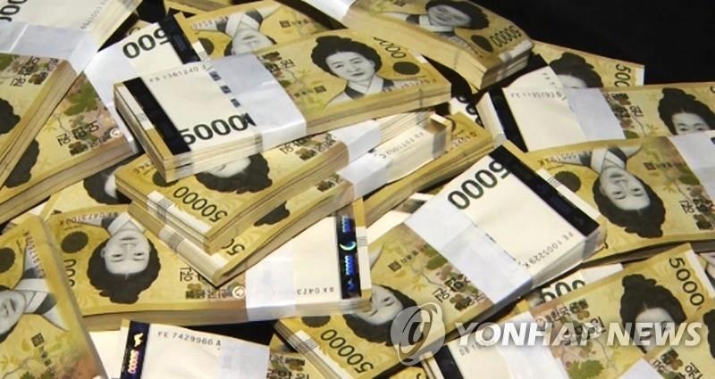 ５万ウォン札（資料写真）＝（聯合ニュースＴＶ）