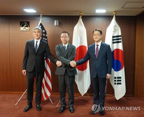 韓日・韓米高官が電話協議　北ミサイル発射を「強く非難」