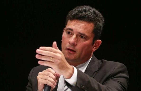 브라질 부패수사를 이끄는 세르지우 모루 연방판사
