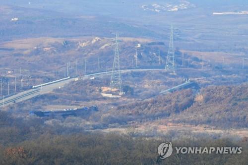 "한반도 물류 혈맥 이어 '철의 실크로드' 완성한다"