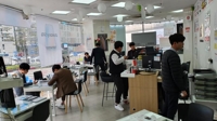 KT 강남직영점 내부