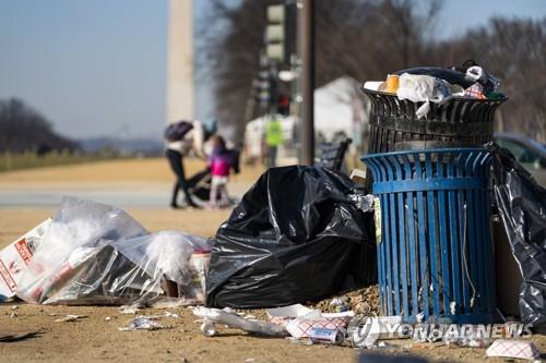 미국에 있는 쓰레기통의 모습. 