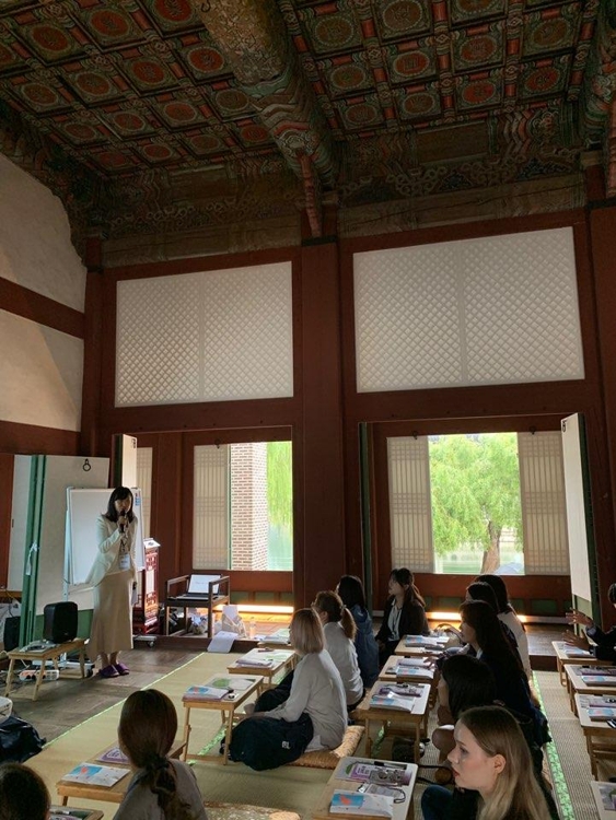 집현전서 경험한 특별한 한글 너무 예쁜 글자네요 | 연합뉴스