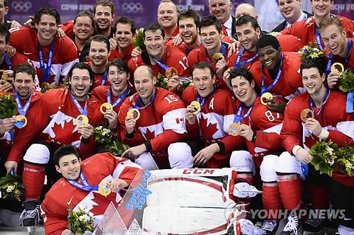 2014 소치동계올림픽에서 남자 아이스하키 금메달 차지한 캐나다 대표팀