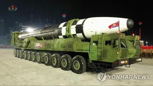 북한, 당 창건일 열병식서 신형 ICBM 공개