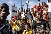 서아프리카 기니 군정, 차기 선거에 군정 구성원 출마 금지