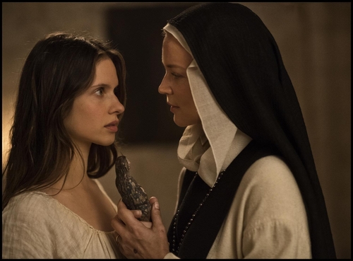 17세기 레즈비언 수녀원장의 스캔들…영화 '베네데타' | 연합뉴스