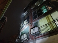 부산 문현동 다세대 주택 2층서 불…20여명 대피