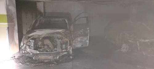 청주 아파트 지하 주차장 화재…차량 6대 피해