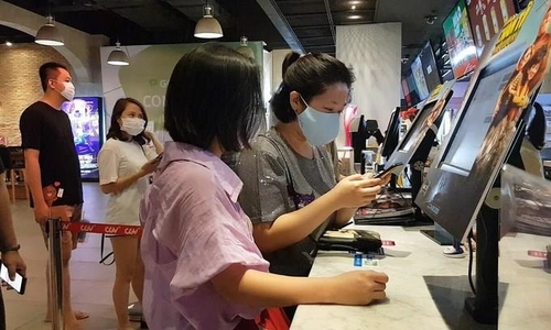 하노이, 9개월만에 영화관 영업 재개…롯데시네마·CGV '숨통'