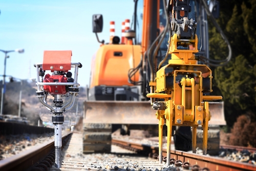 코레일, 선로 보수용 새 장비 개발…중소기업과 공동 연구