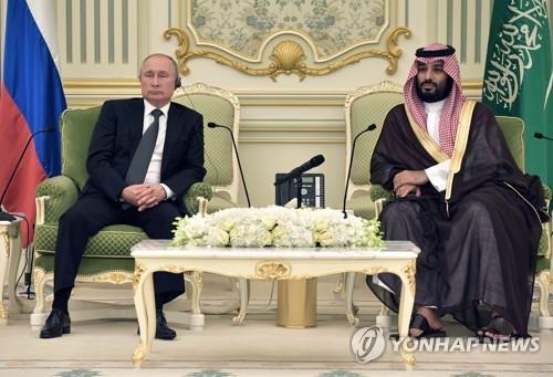 푸틴, 사우디 왕세자와 통화…"원유 시장 상황 등 논의"