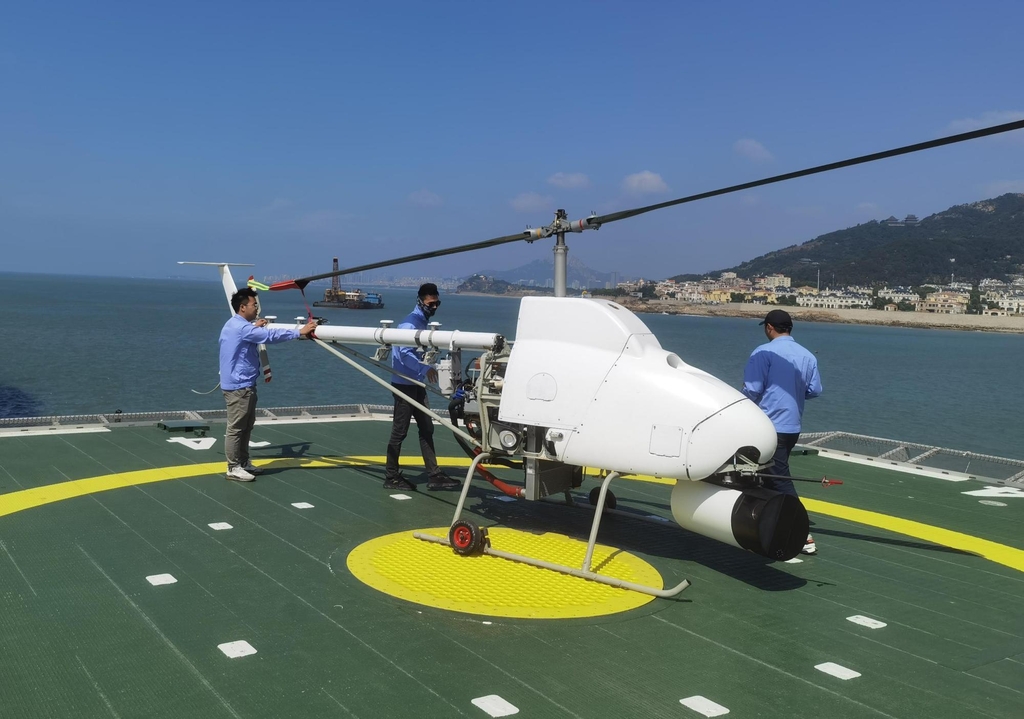 선박 이착륙 시험비행에 투입된 AR-500B