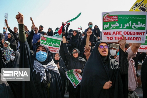 히잡 시위발 이란 반정부 운동 확산?…남동부 경찰서 '습격사건'