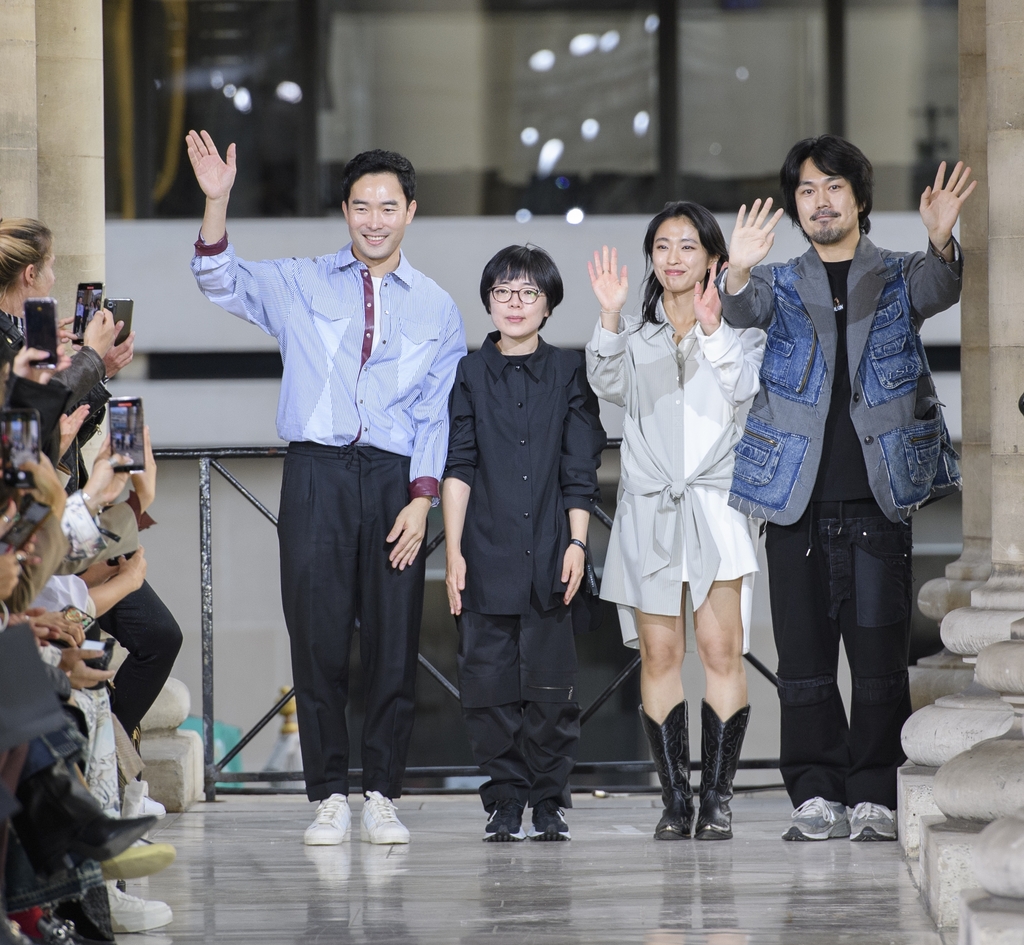 파리패션위크 패션쇼에 참가한 한국 디자이너들