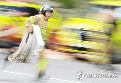 김해 한림면 공장에서 화재…직원 1명 숨져
