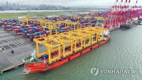 인천항 물동량 3년 만에 '마이너스 성장' 전환 우려