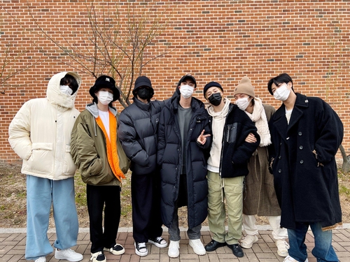 BTS, 진 필두로 '군백기' 시작…나머지 멤버 계획은