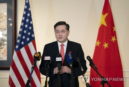 중국 신임 외교부장 "중미관계 발전, 관심 갖고 지지할 것"