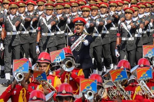 '국가부도' 스리랑카, 군병력 3분의 1 감축…재정 긴축 총력